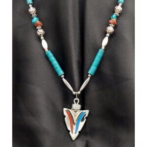 Beautiful Navajo Arrowhead Turquoise Necklace